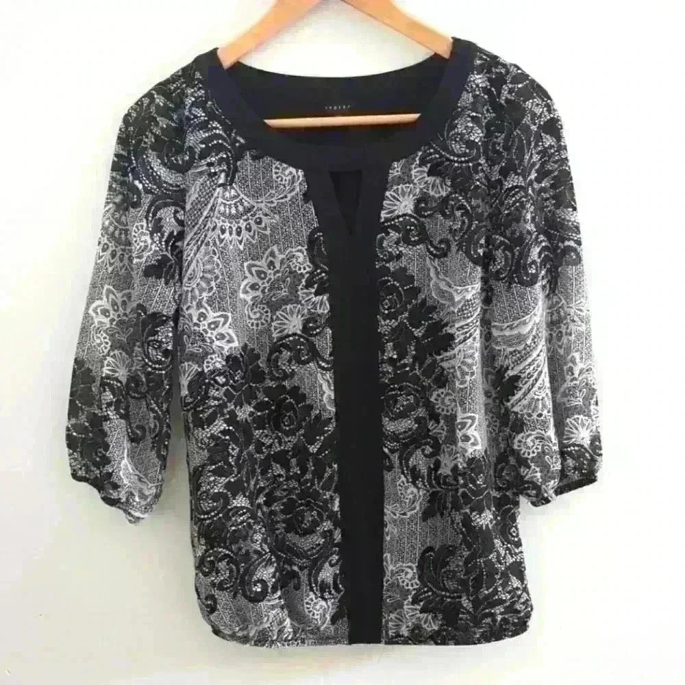 ISPIRI | Women's White/Black Abstract Floral 3/4 Length Sleeve  Top Size…